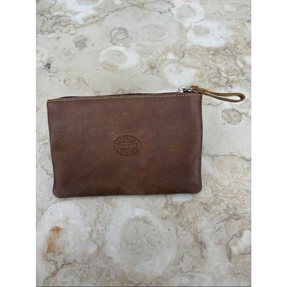 Roots Genuine Leather Brown Zipper Clutch/Pouch | Made in Canada | New